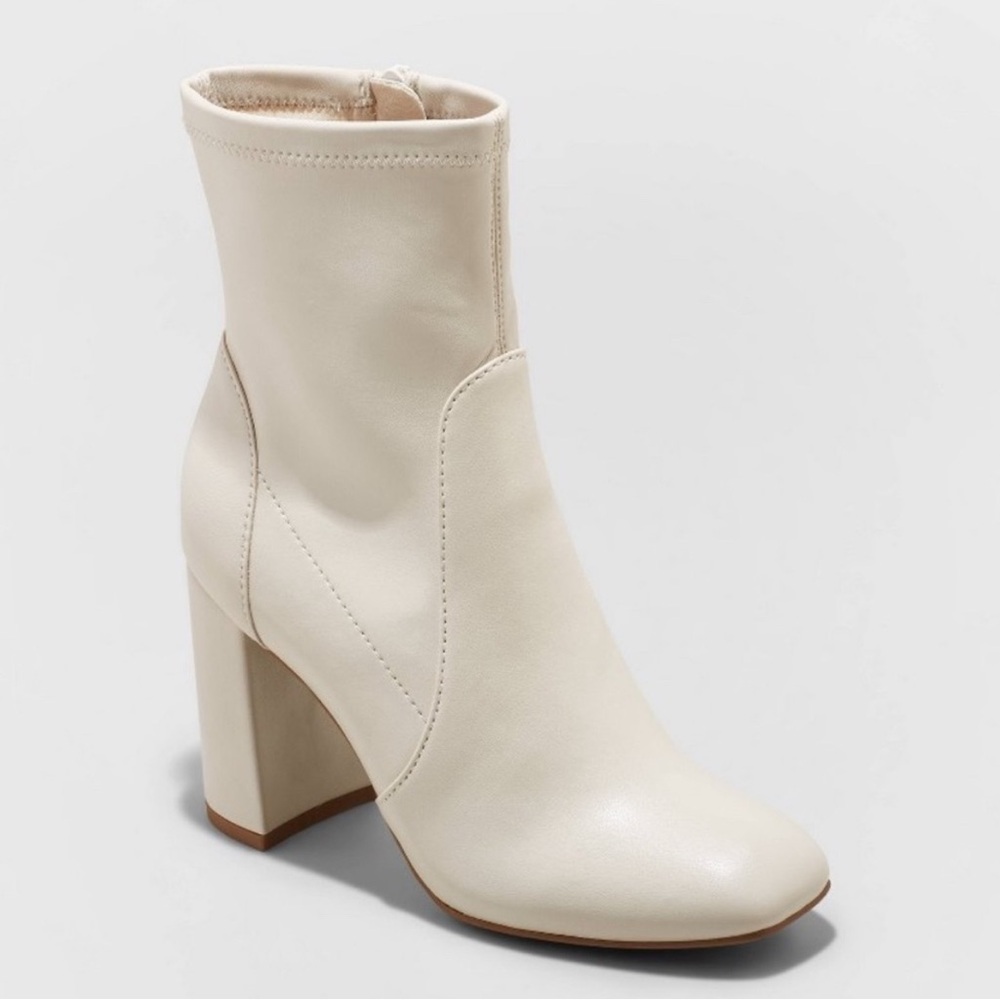 A New Day Penelope Cream Block Heeled Boots